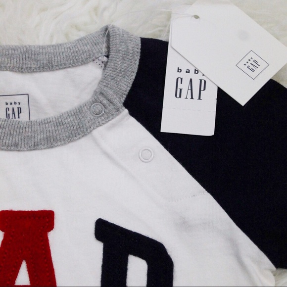 NWT Baby Gap Logo Raglan 2-in-1-One-Piece Romper - Picture 4 of 7